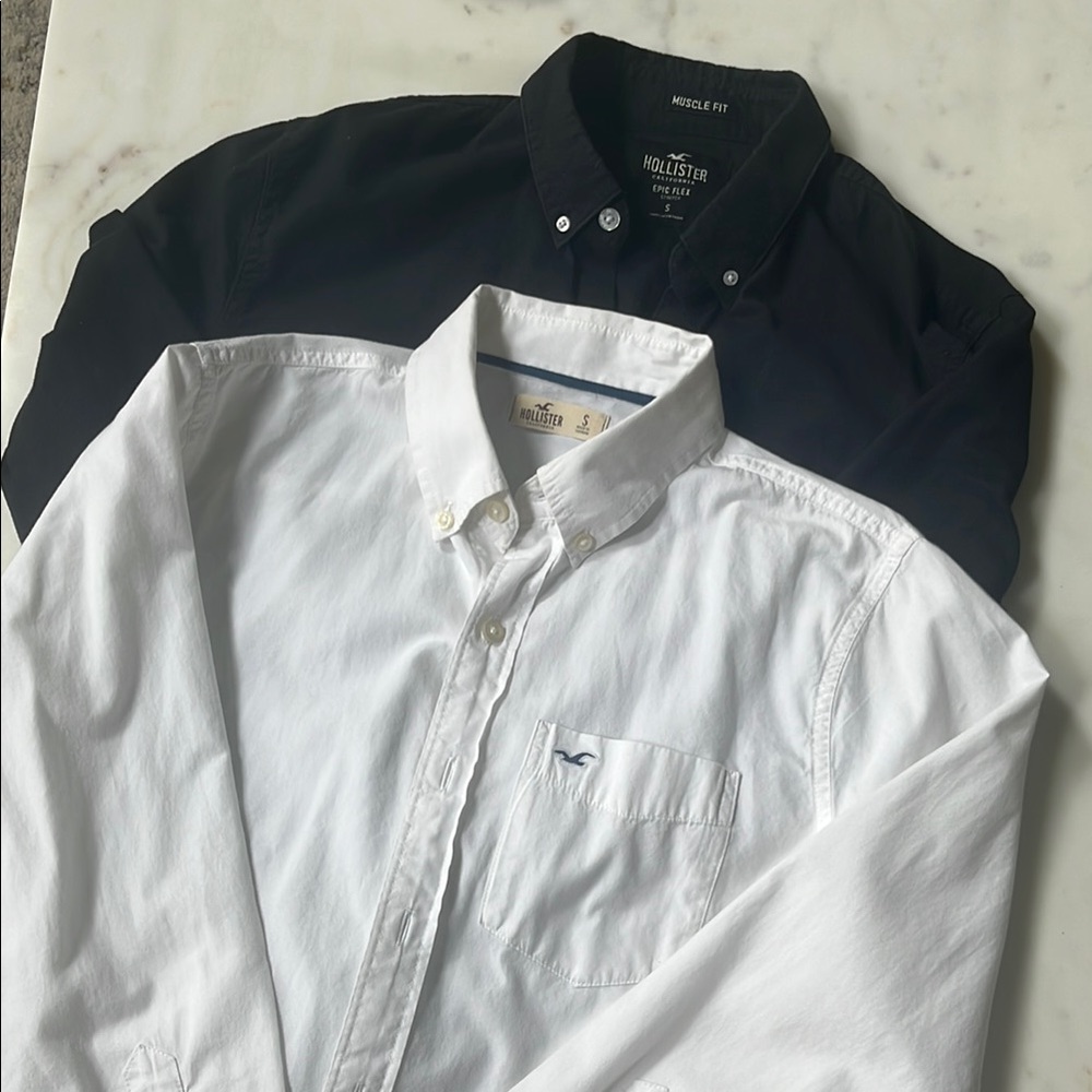 Hollister Men's Black and White Casual Button-Down Shirts